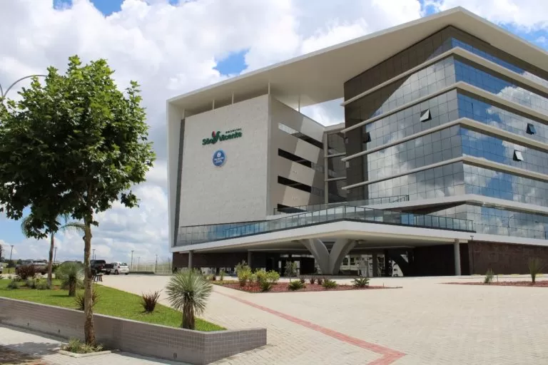 Os avanços na prevenção e tratamento do câncer de mama serão debatidos na Jornada Oncológica do Hospital São Vicente na Cidade dos Lagos
